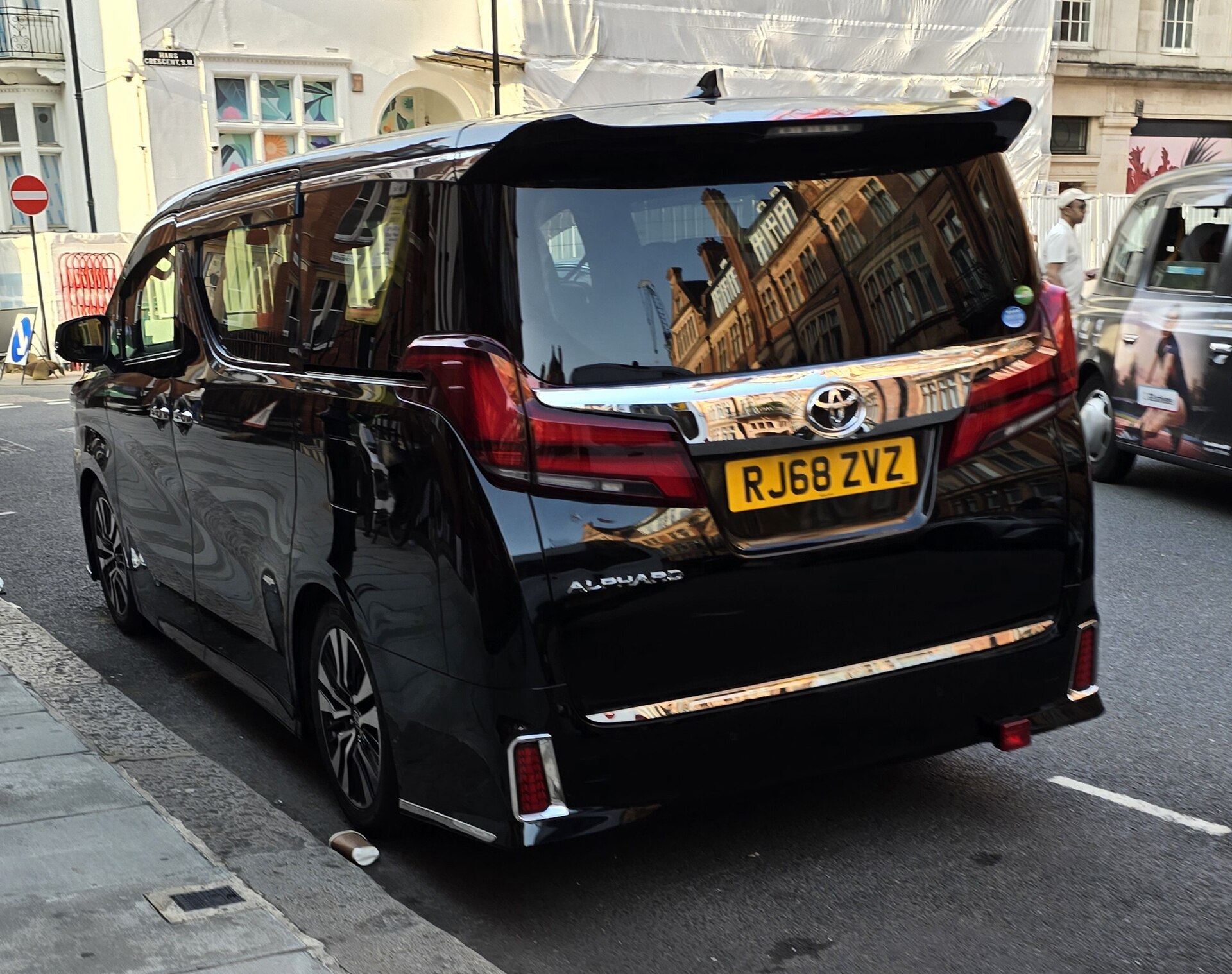 Toyota Vellfire chauffeur in Chennai